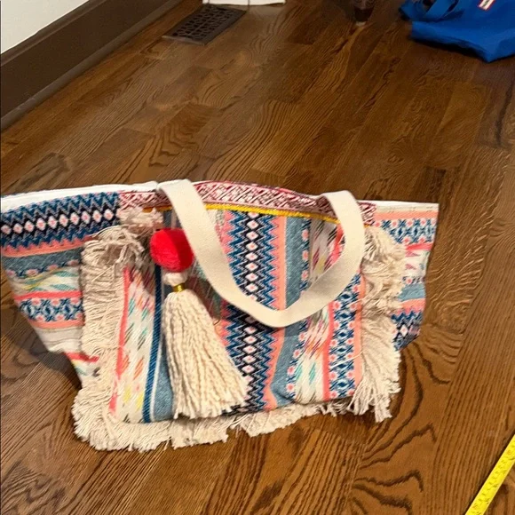 Colorful Fringe Tote Bag/ zipper pouch bundle - Picture 4 of 13